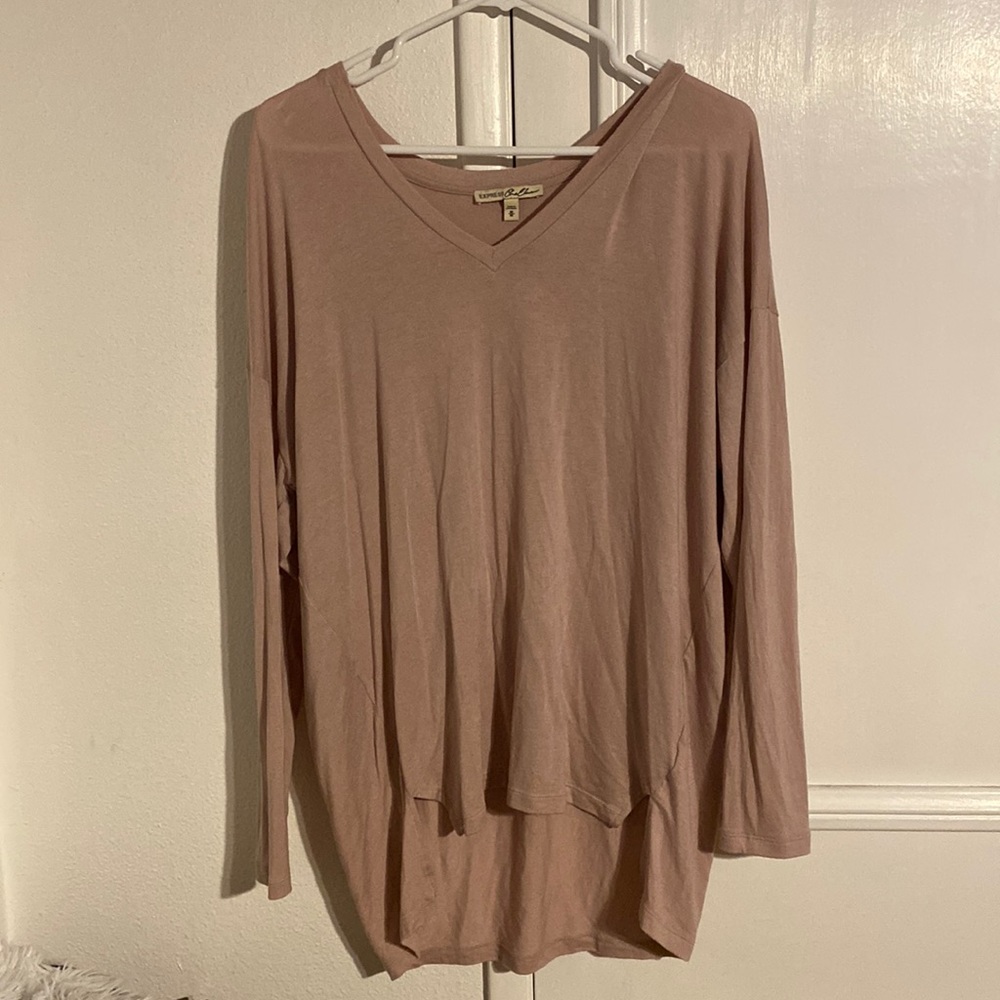 Express One Eleven Women’s V Neck Long Sleeve shirt Medium Like New - Picture 1 of 5